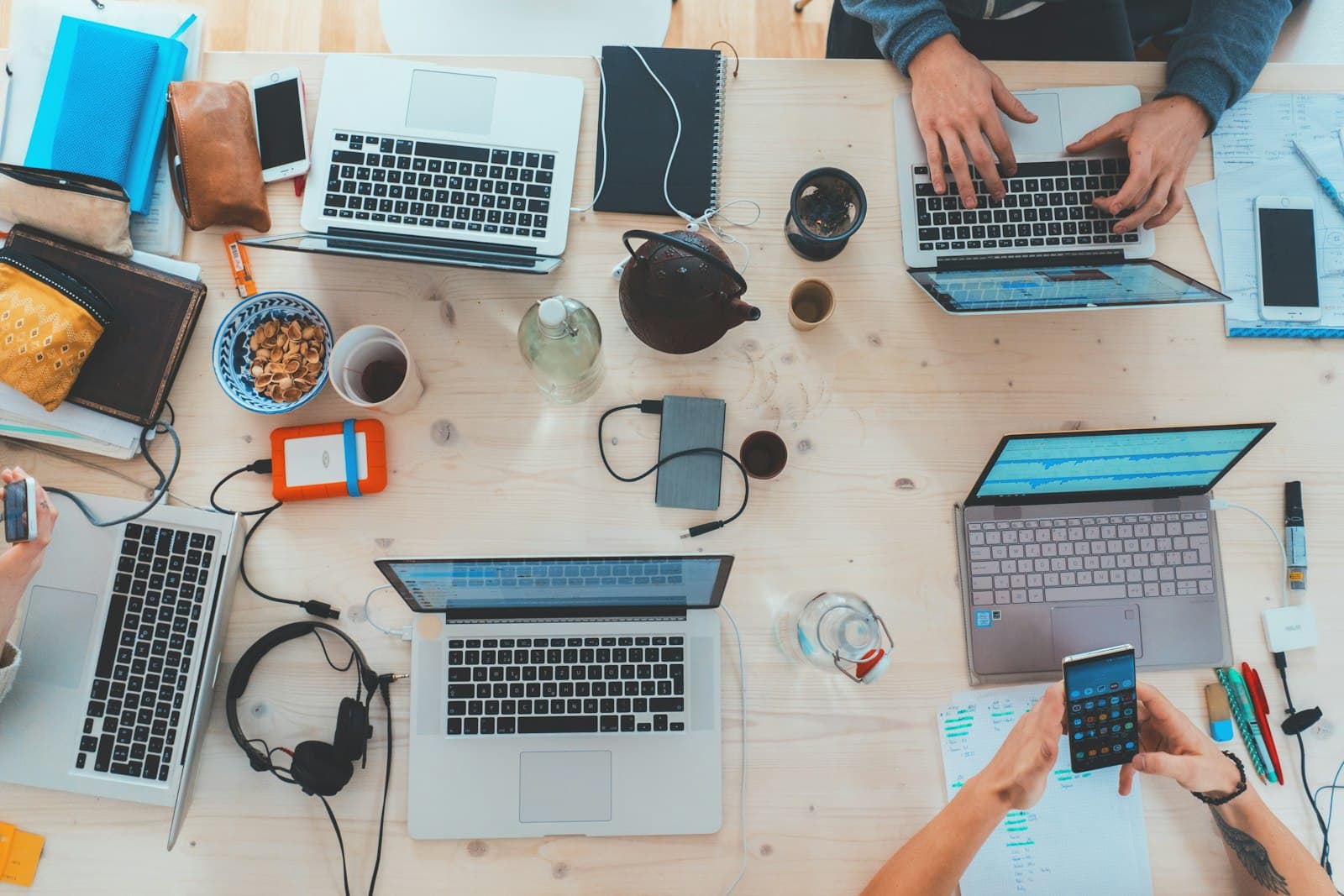 eSIM and the Evolution of Private Mobile Networks for Enterprises
